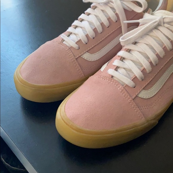 Vans - Picture 4 of 11